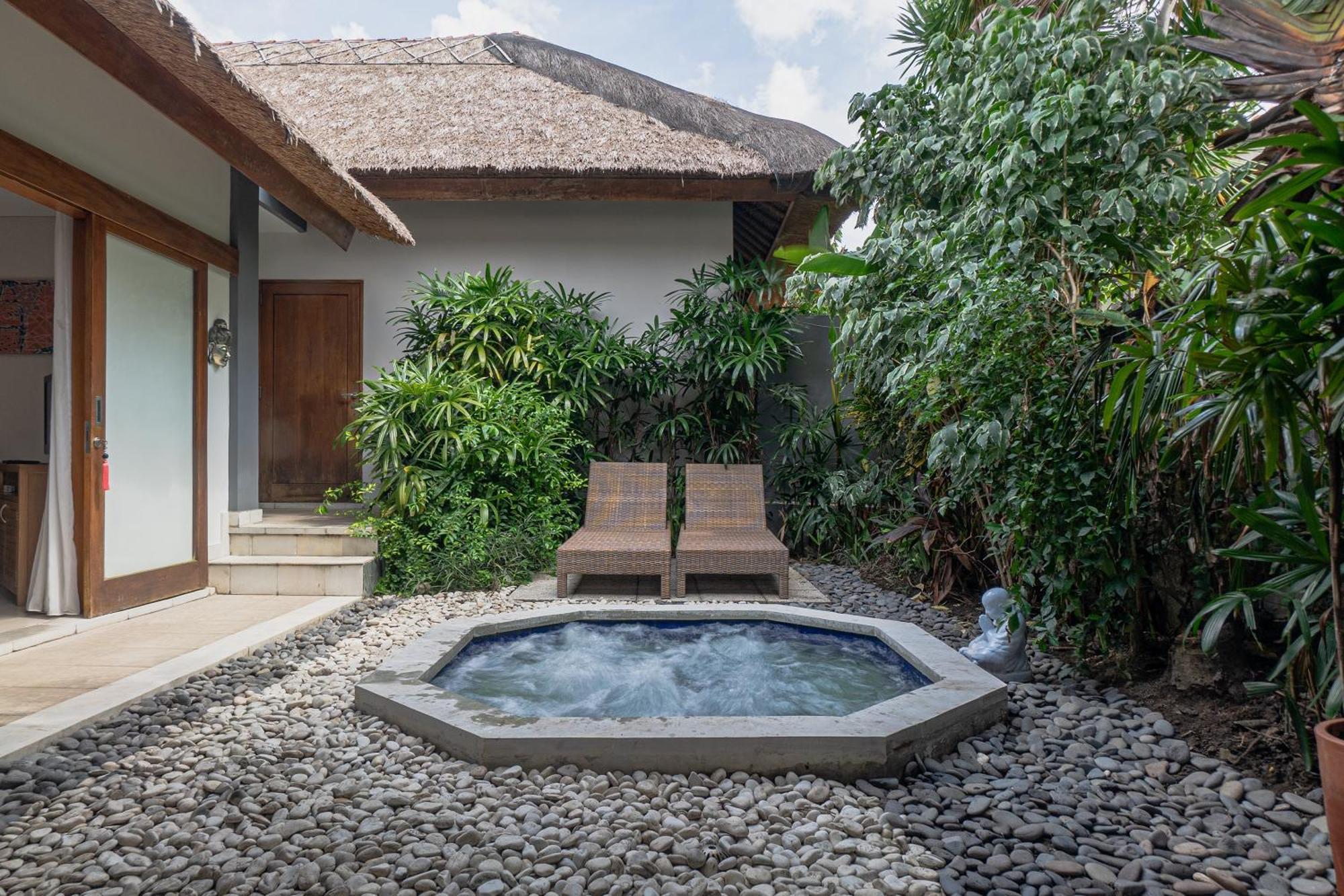 Balinea Holiday Home Seminyak Exterior foto